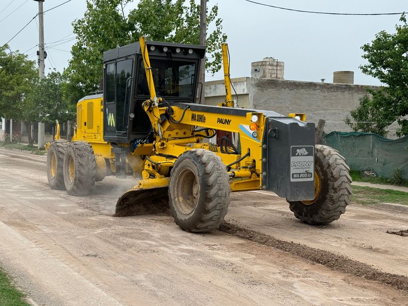 EL Municipio repara calles de tierra luego de las lluvias