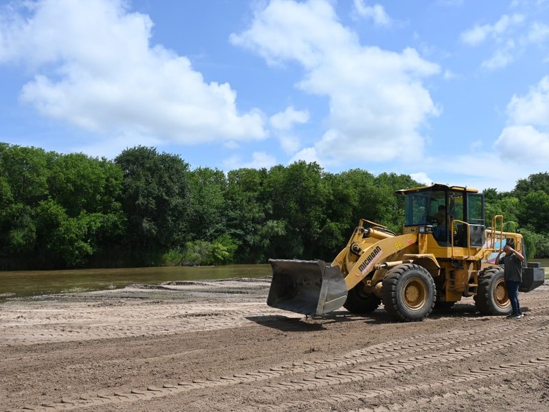 Río Ctalamochita: El municipio acondiciona las playas para la temporada de verano