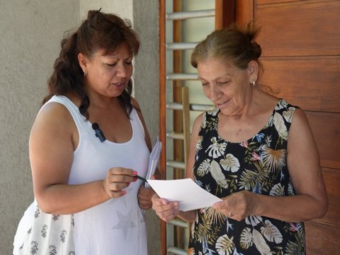 Cedulones Digitales 2025: Desde el municipio se recorren todos los barrios para informar a los vecinos